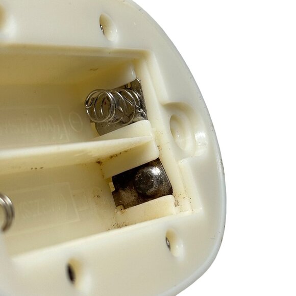 Hallmark Peanuts Snoopy Christmas Plush With Golden Bells 2010 READ - Picture 8 of 8